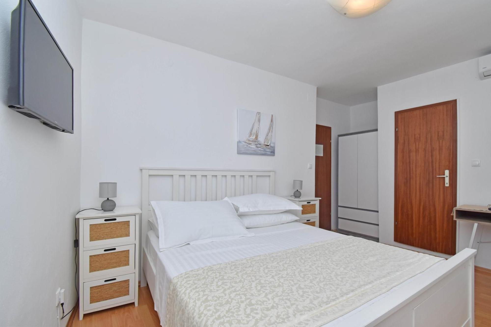 Apartment & Rooms Meri Tučepi Eksteriør billede