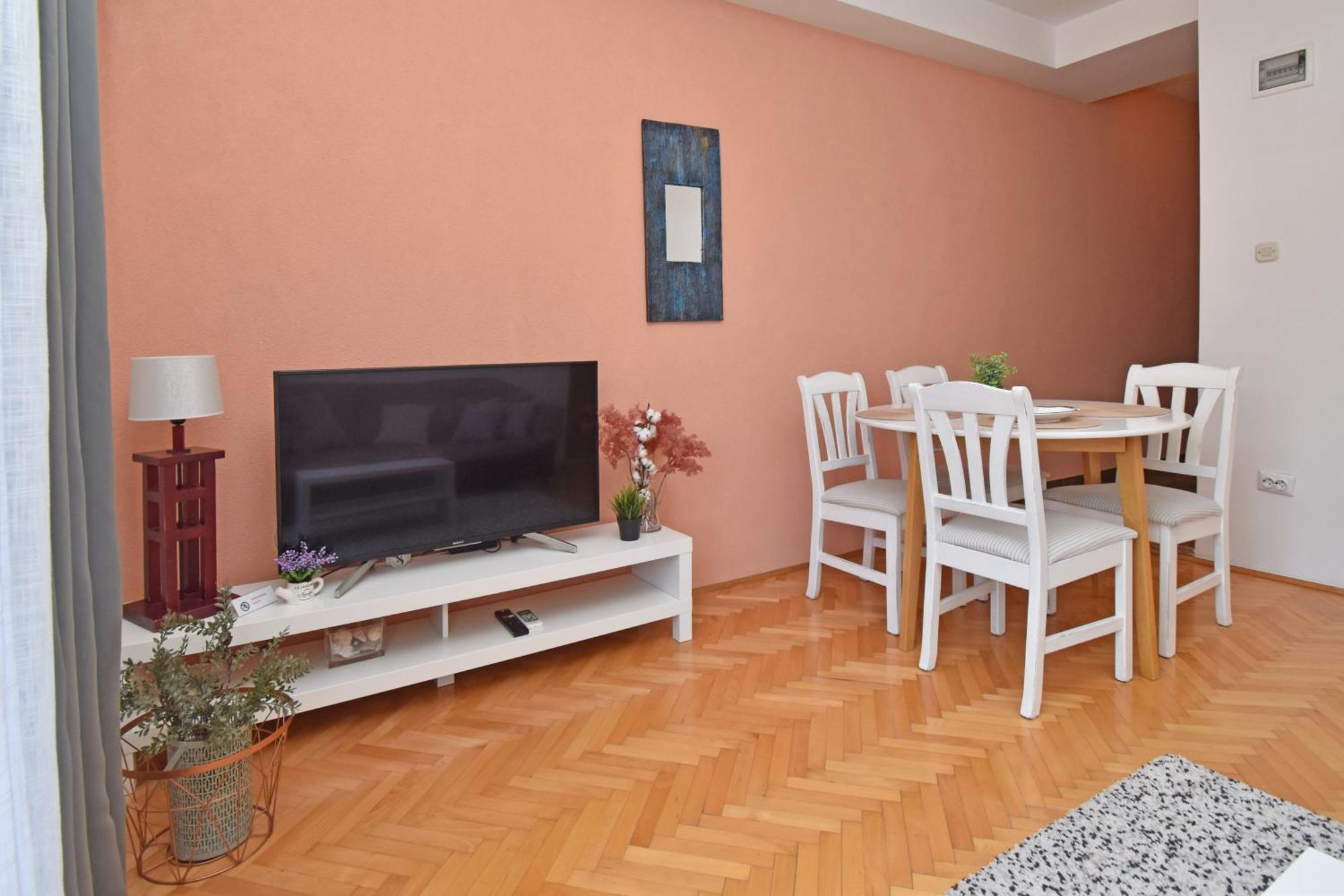 Apartment & Rooms Meri Tučepi Eksteriør billede