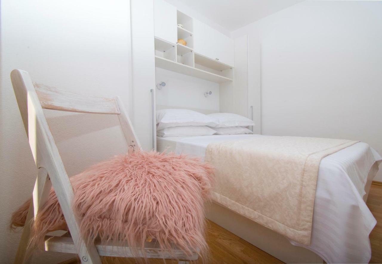 Apartment & Rooms Meri Tučepi Eksteriør billede