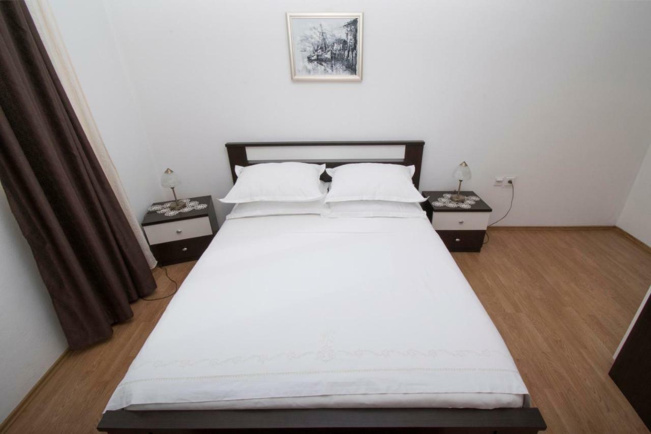 Apartment & Rooms Meri Tučepi Eksteriør billede