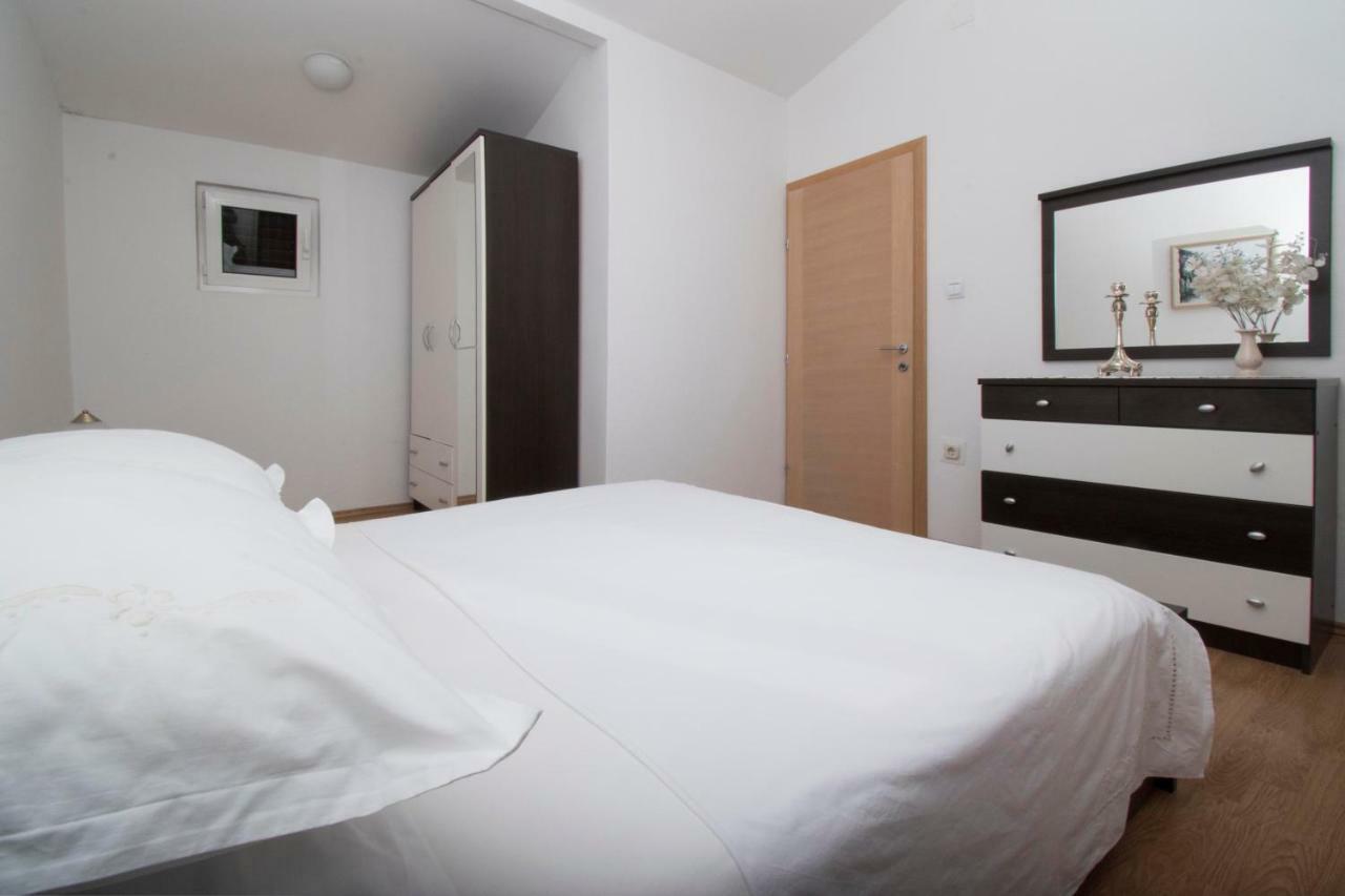 Apartment & Rooms Meri Tučepi Eksteriør billede
